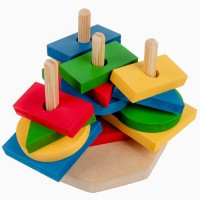 Torre de Formas Geométricas